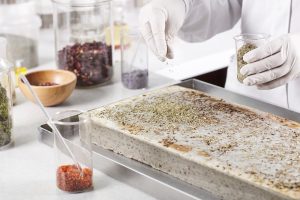 A história da Saborethos como fornecedor de temperos e especiarias A história da Saborethos como fornecedor de temperos e especiarias